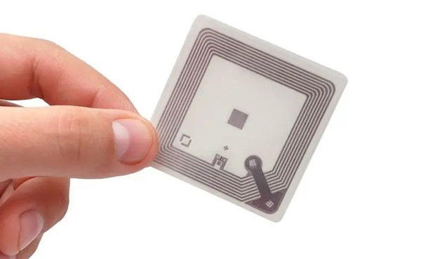 1602959530622427137.jpg 1602959530622427137.jpg